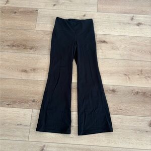 Black Women's Flared Yoga Pants